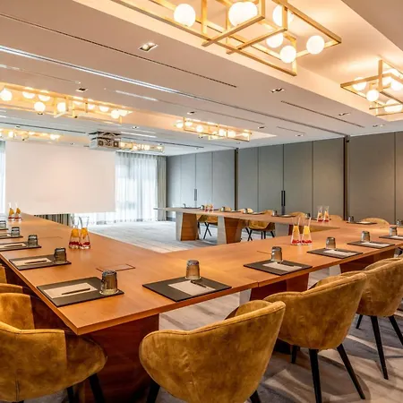 Marriott West