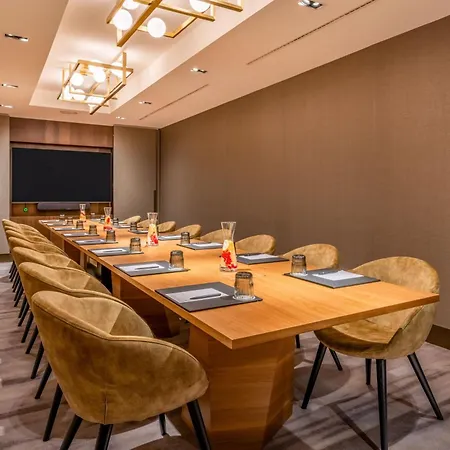 Marriott West 4*