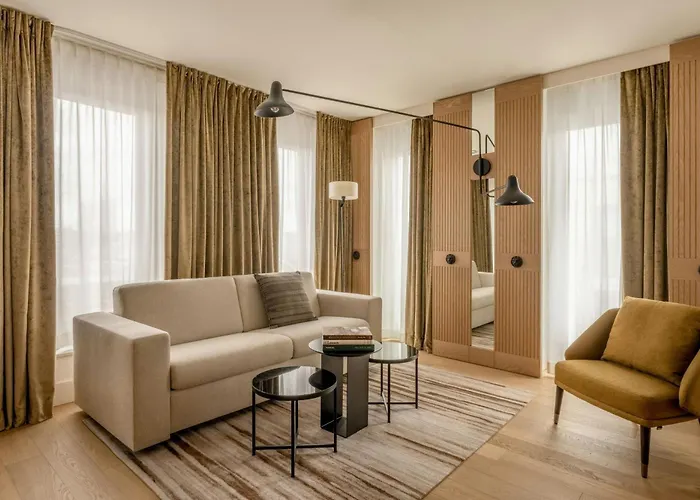 فندق Marriott West