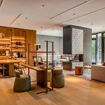 מלון Marriott West