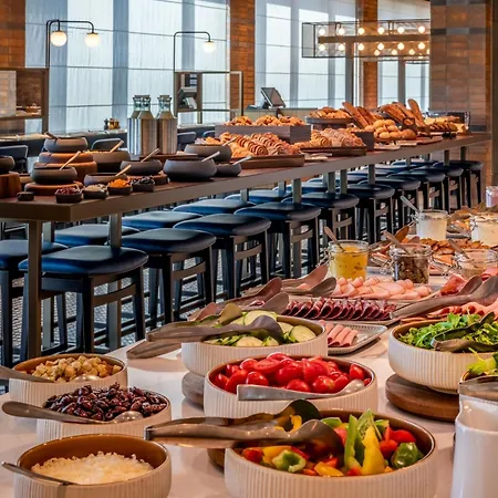 Marriott West 4* Münih