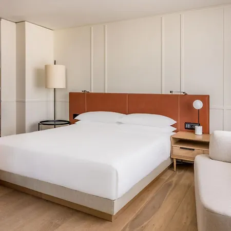 מלון Marriott West 5*