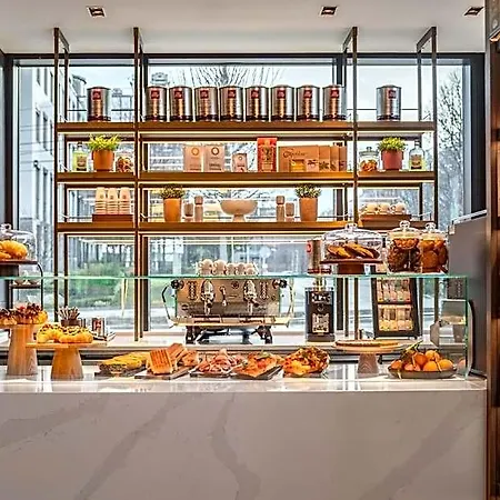מלון Marriott West 5*