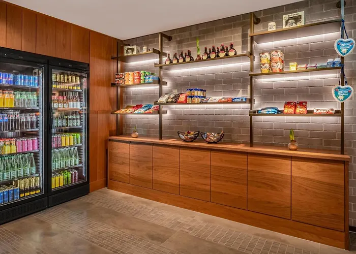 Marriott West 4*