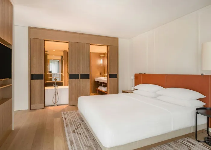 Marriott West 4*