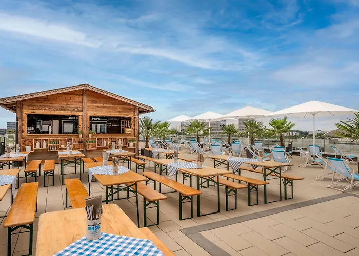 Marriott West فندق