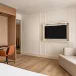 Marriott West 4*