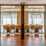 Hotell Marriott West 4*