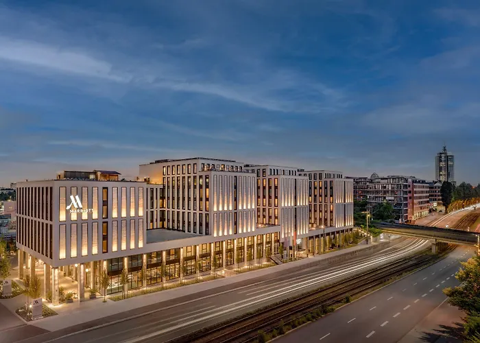 Hotel Marriott West 4*